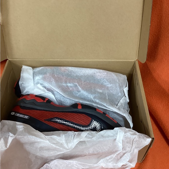 Men's Black and Red Athletic Shoes - Picture 1 of 7